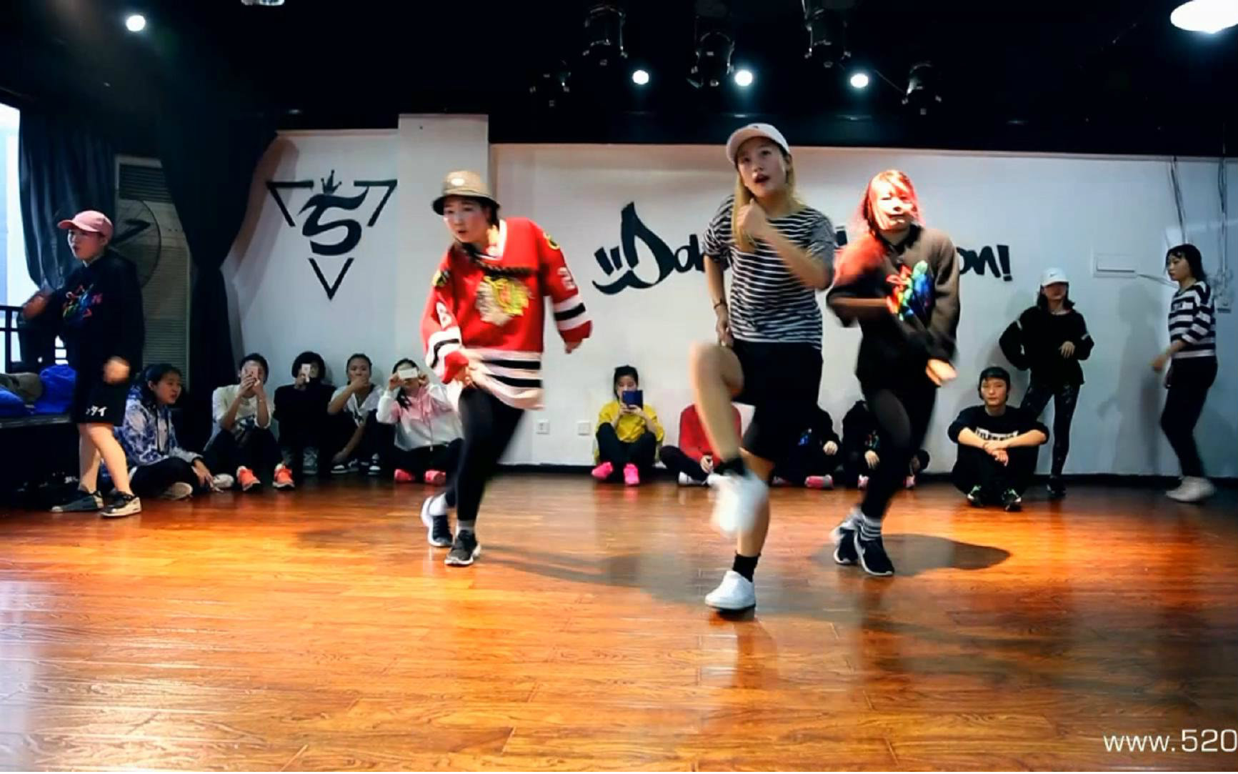 2016d舞季miss swag&jaja编舞future - fuck up some commas