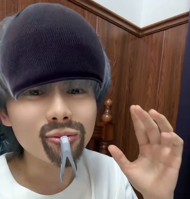 请问你是rapper小精灵吗