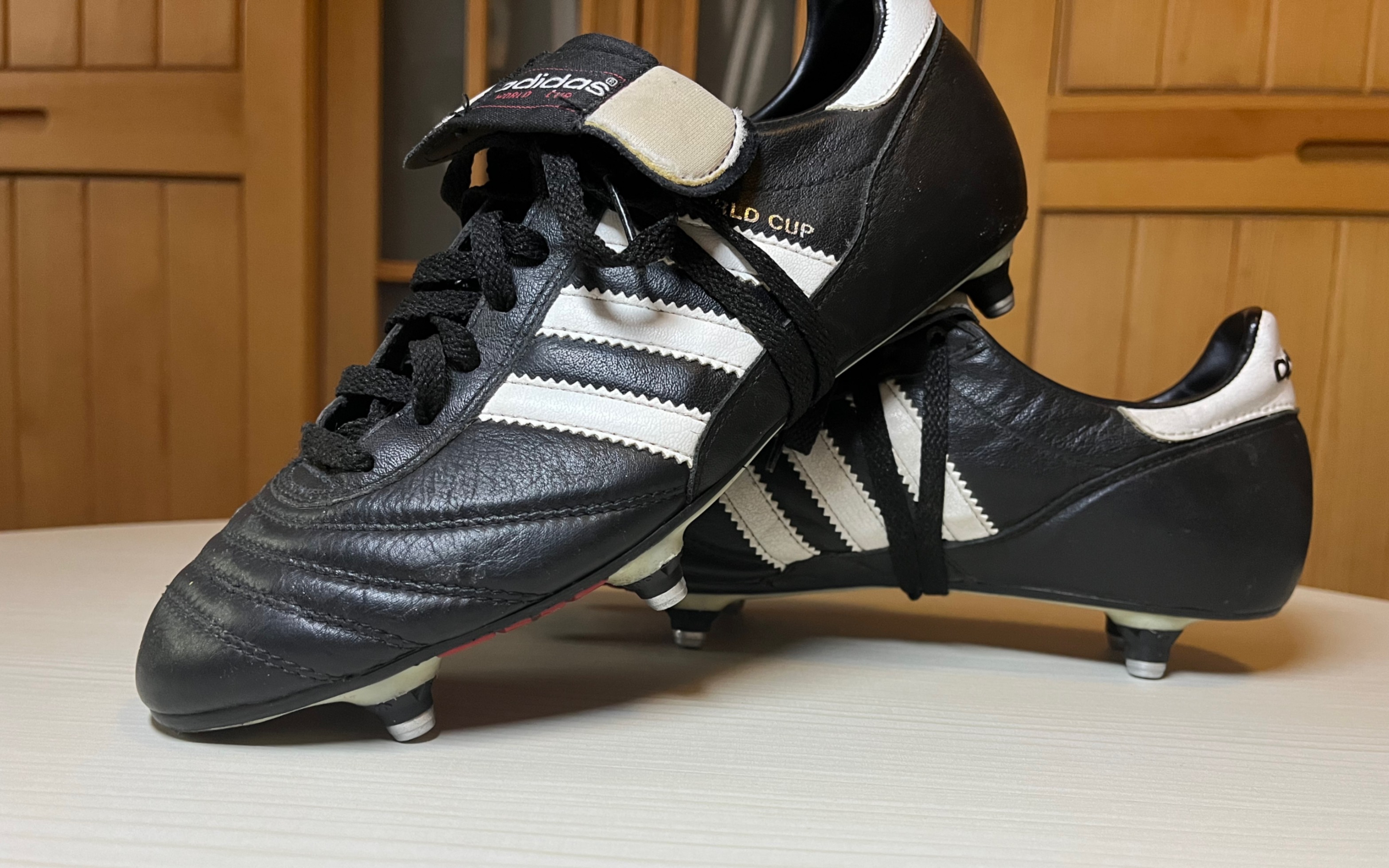 阿道夫阿迪达斯勒绝唱之作adidasworldcup