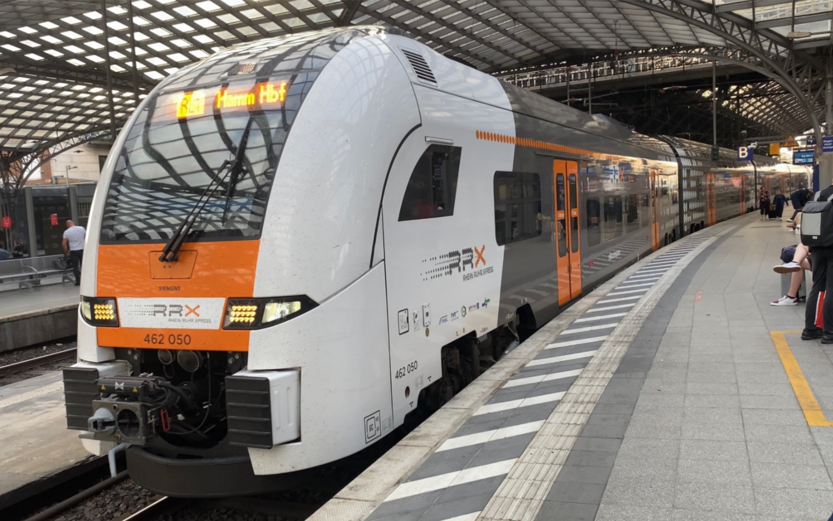 德国莱茵鲁尔快铁br462动车组重联编组re1线hamm hbf哈姆方向列车