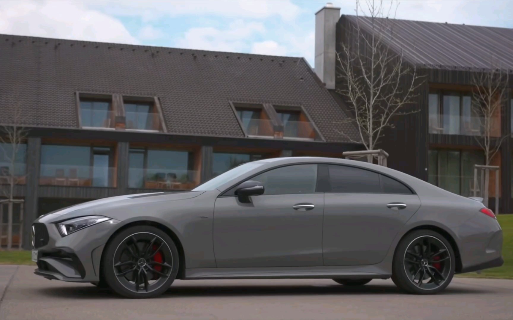 【新车资讯】2022 mercedes-benz amg cls53