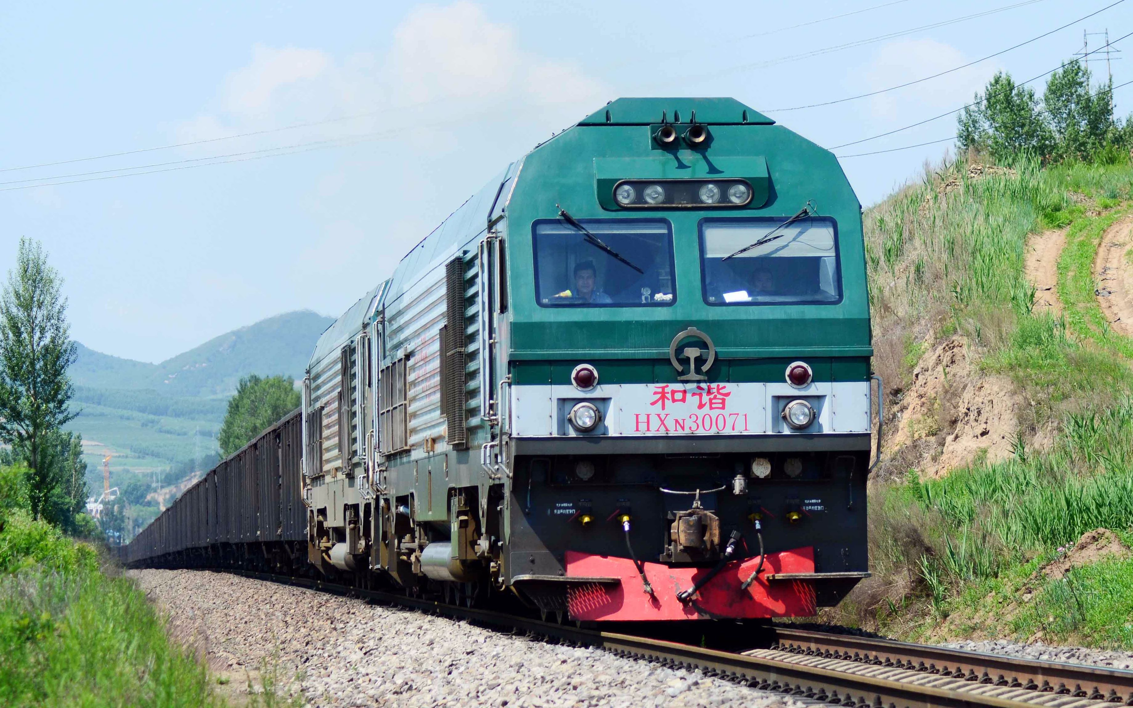 京通线双机hxn3闯坡千分之12坡道四合永纪家沟
