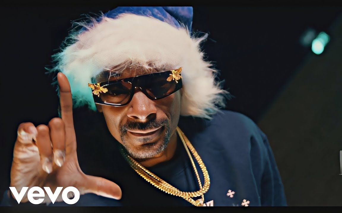 [图]【史努比·狗狗】SnoopDogg&WizKhalifa-HighChristmas