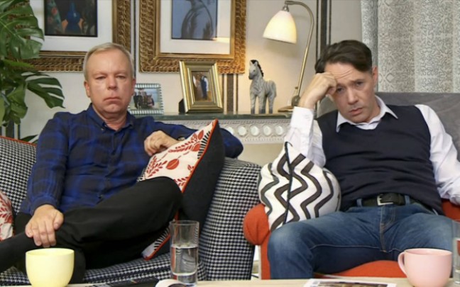 [图]【Reece Shearsmith】【Steve Pemberton】BBC放出完整疯城记二册和胖胖的打气操，9号秘事第五季也出现了一小段哦，点开收获惊喜