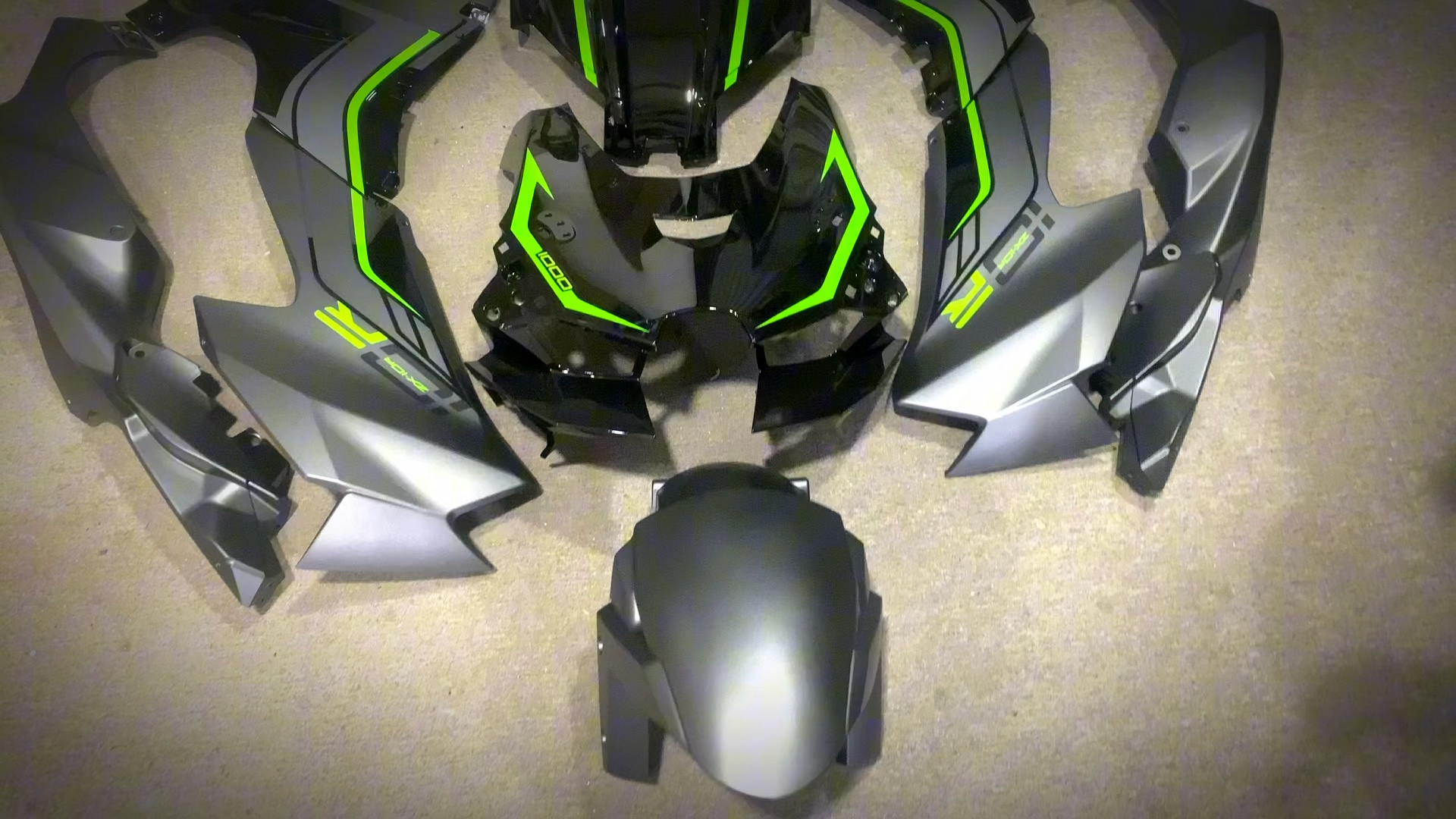 zx-10r川崎大牛 版画制作