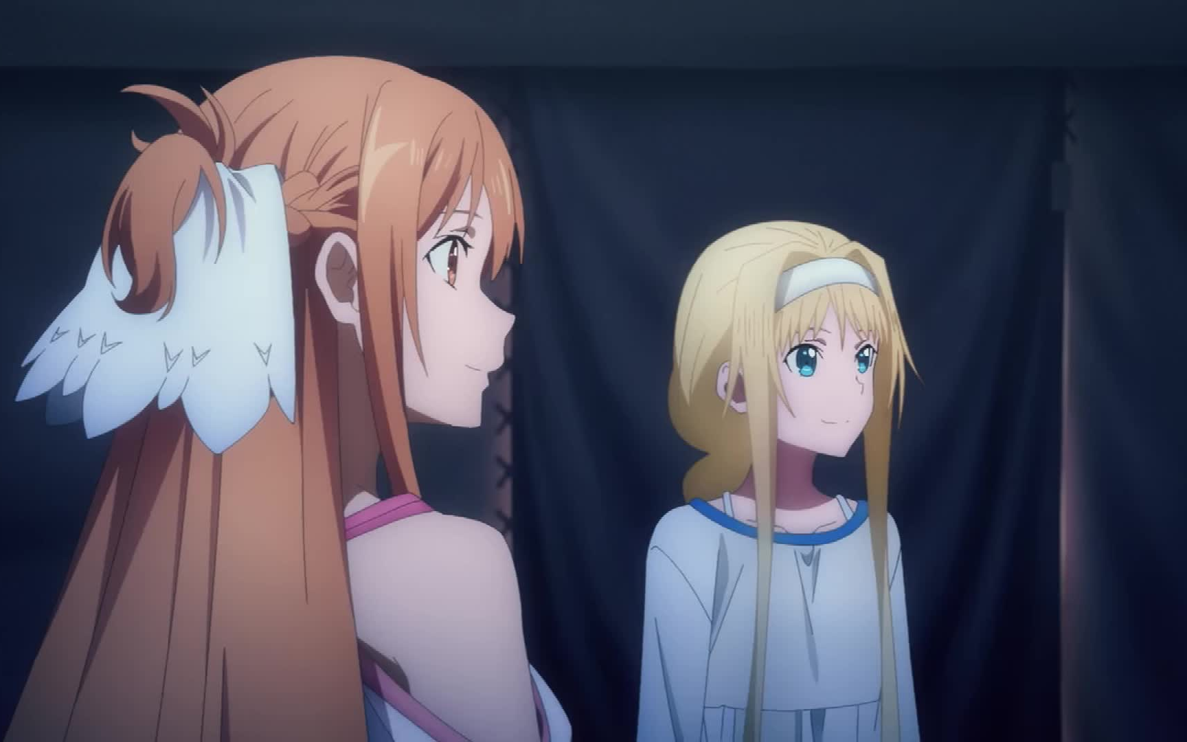 爱丽丝亚丝娜我们来交换关于桐人的情报吧