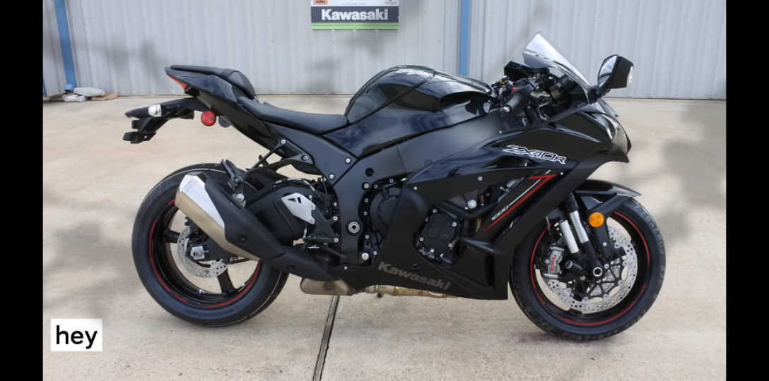 川崎2020 kawasaki zx-10r ninja 杠10纯黑版