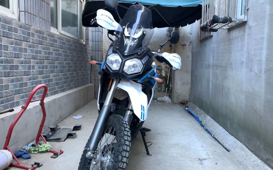 无极300gy改装led大灯效果如何