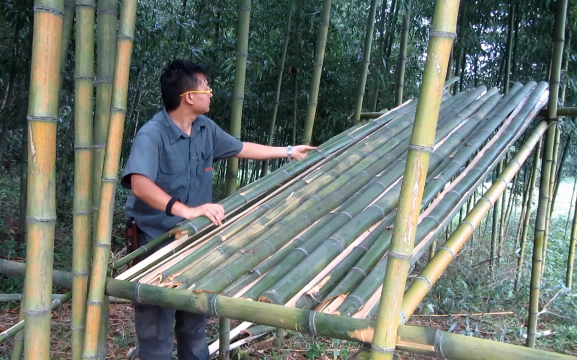 第一集野外搭建湖畔小竹屋僅一把小刀