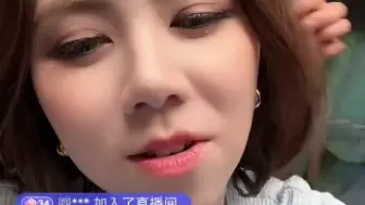 Download Video: 解解终于读我评论啦！清唱了孙燕姿的“天黑黑”“我怀念的”孙燕姿邓紫棋双厨狂喜谁懂啊？！