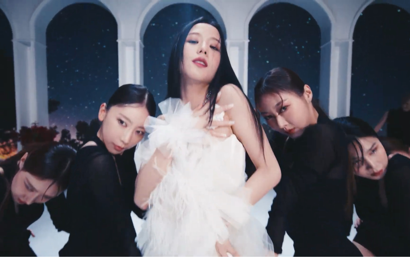 jisoo - (flower) dance performance video!舞蹈版花花来了