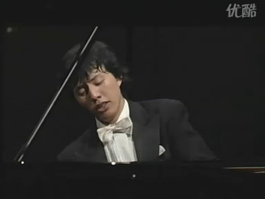 李云迪演奏根据中国民谣改编的钢琴曲《向阳花》(2004