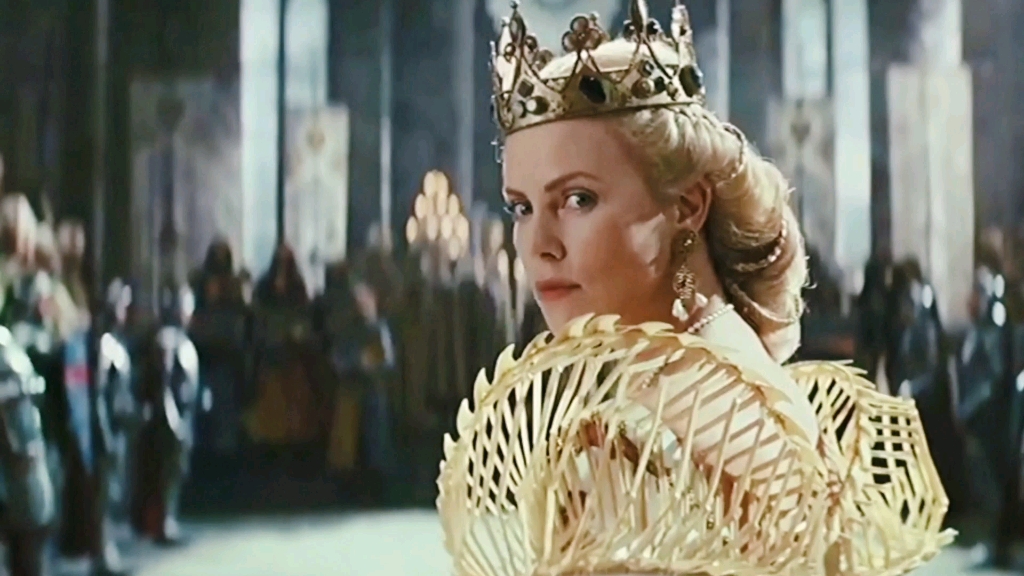 【查理兹塞皇】美到极致的反派角色——邪恶女王ravenna