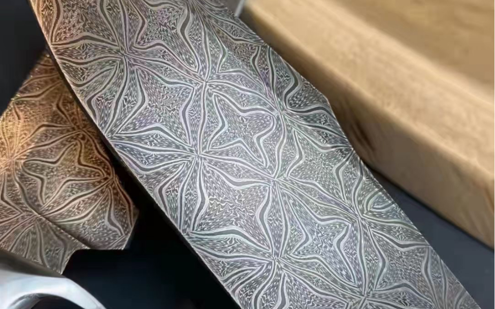 高端大马士革钢博弈刀攀登者手工锻打蜘蛛纹刃面