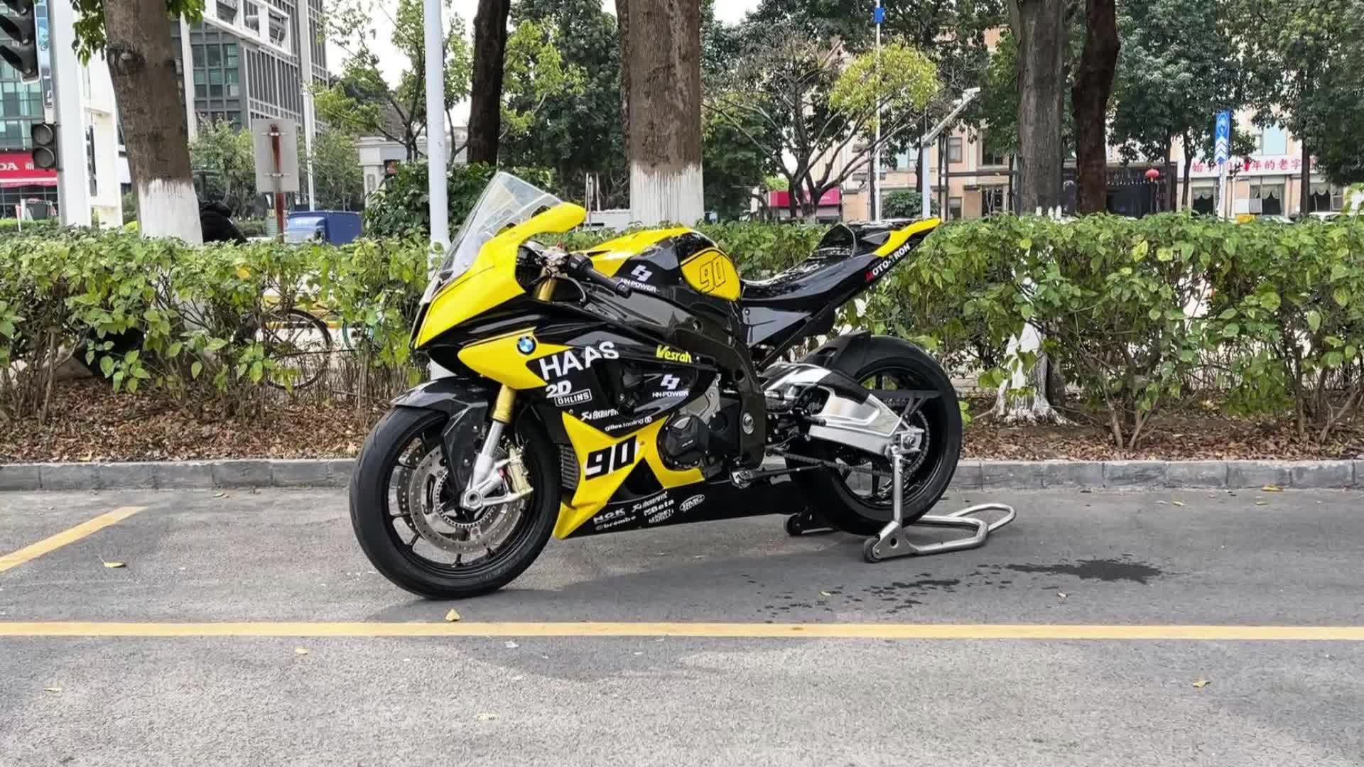 听听来自宝马s1000rr的咆哮