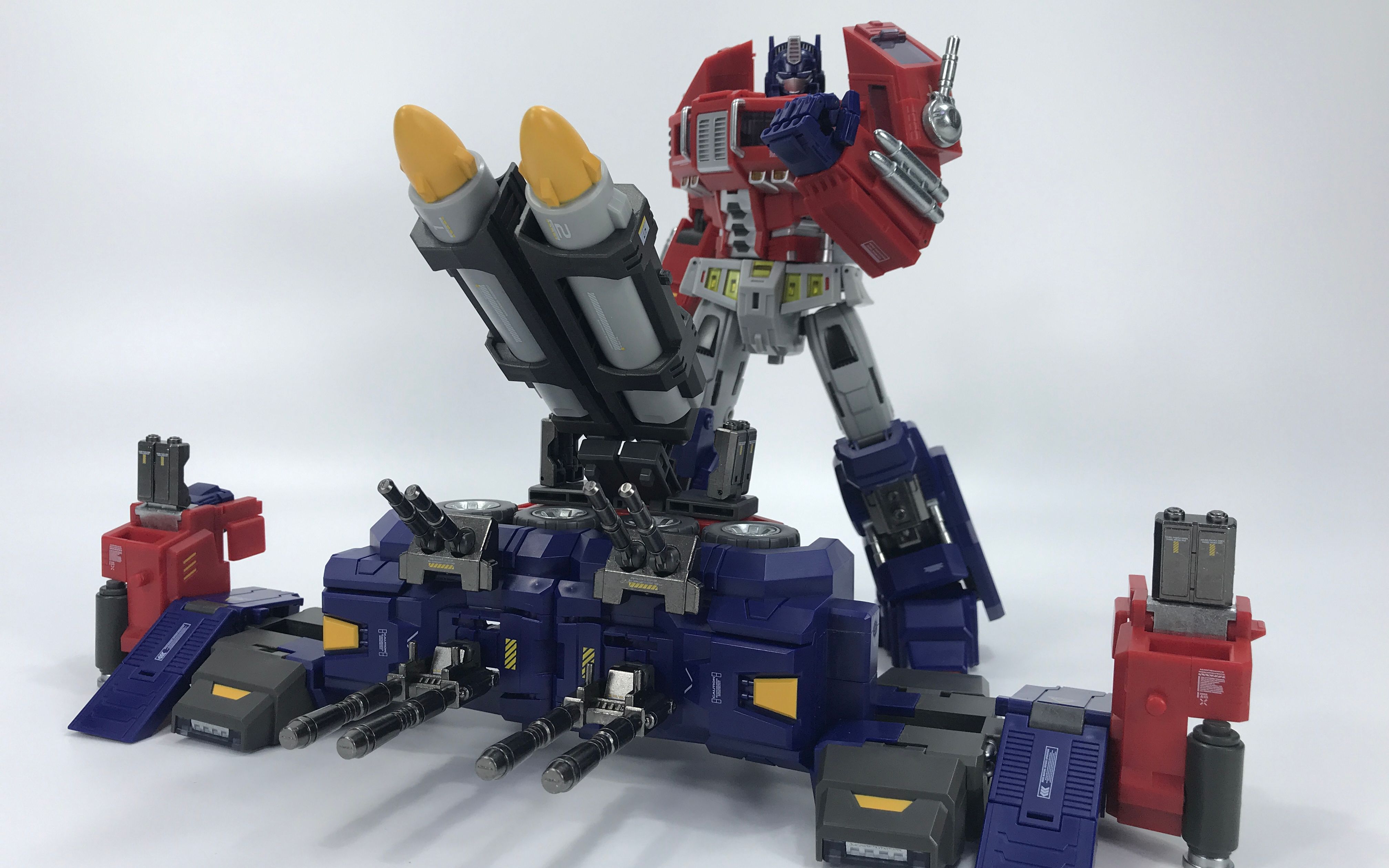 来福的模玩简评-第171集 tfctoys-滚雷擎天柱-测评