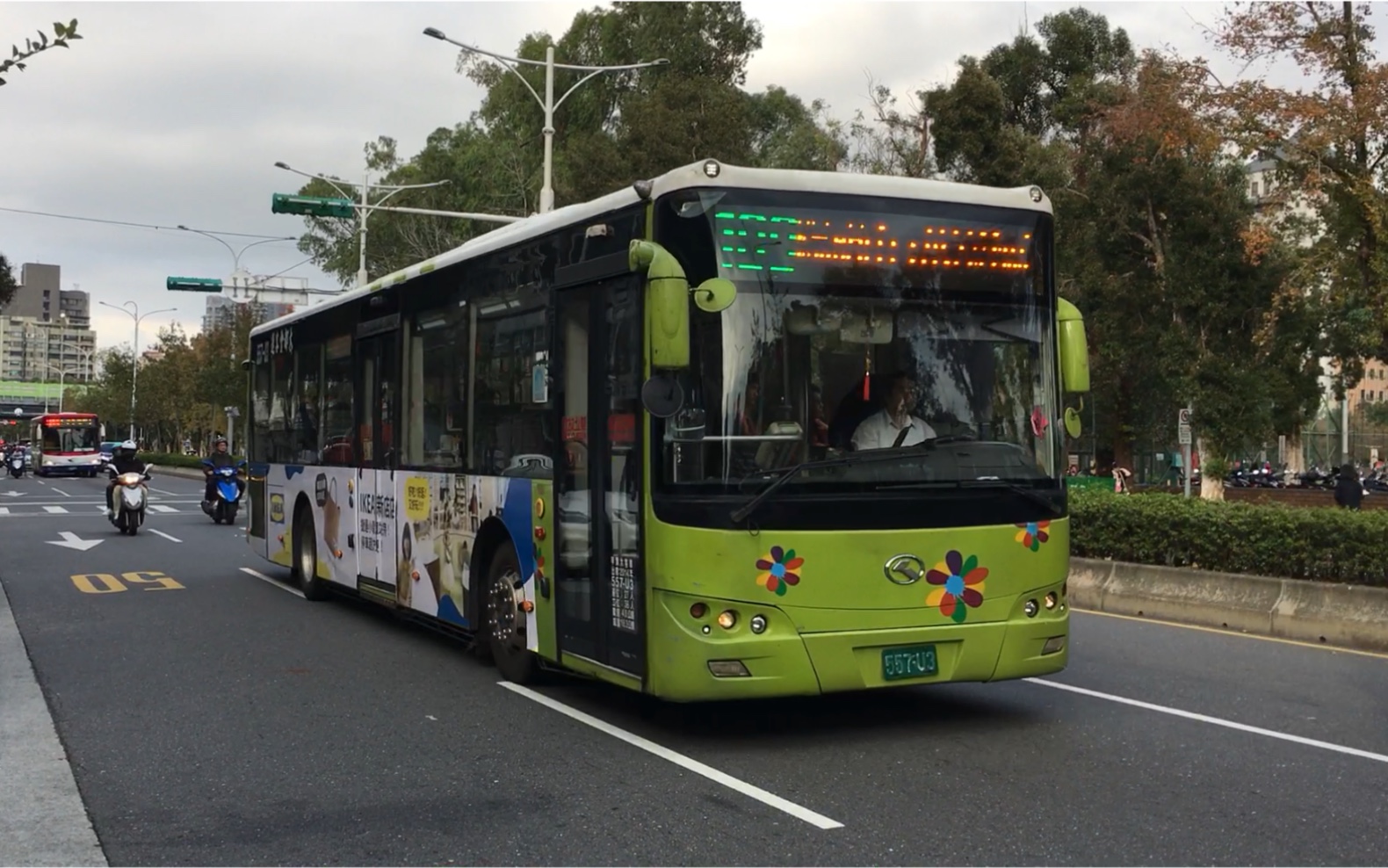 大都会客运 xmq6122 台北市109路 557-u3_哔哩哔哩 (゜-゜)つロ 干杯