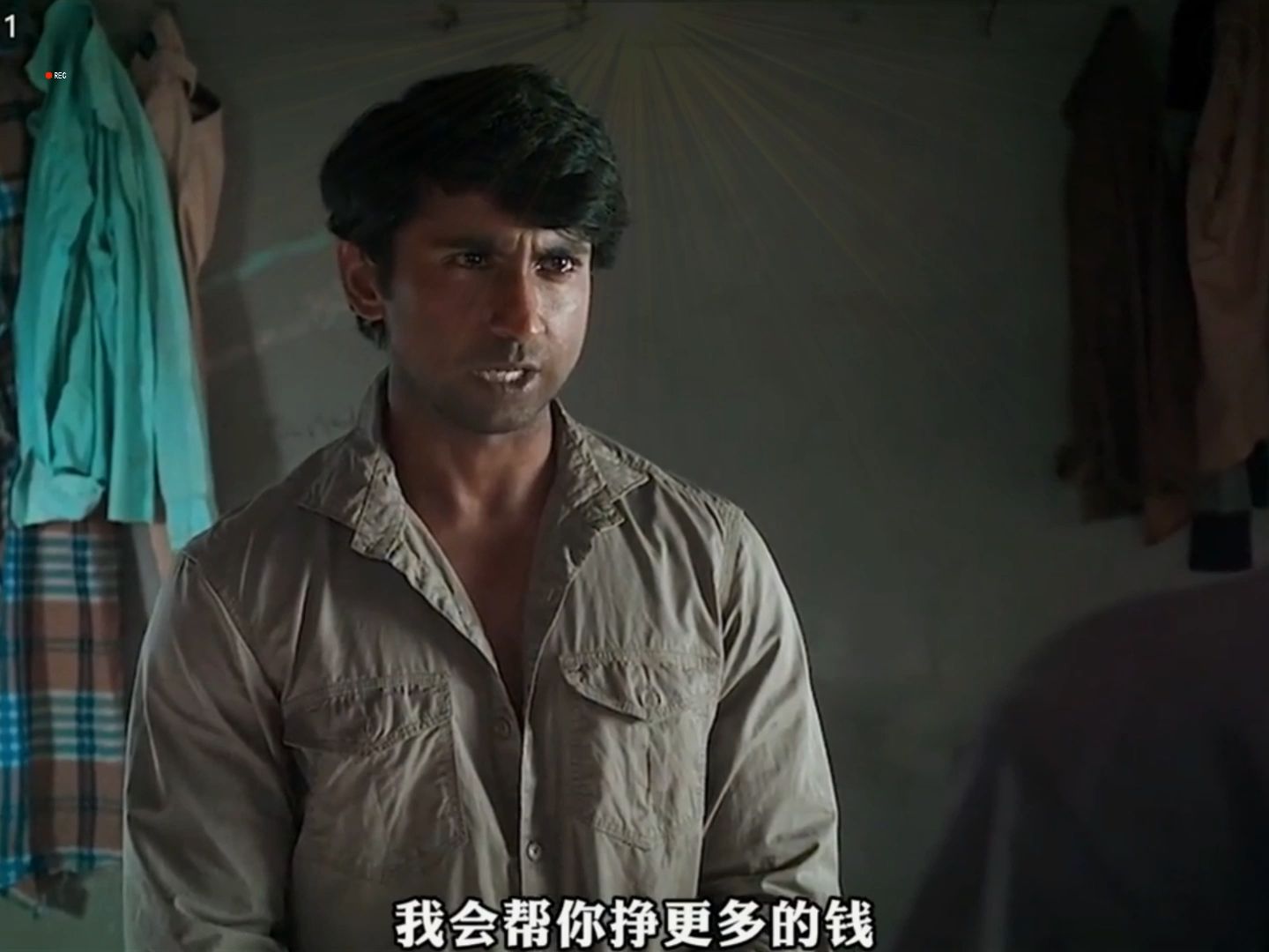 监狱长疯狂折磨男孩,在男孩心中埋下了仇恨的种子