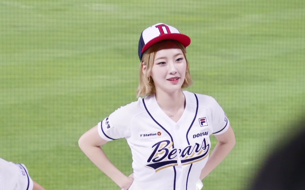 4k]棒球赛季来了!徐贤淑拉拉队队长直拍斗山bears kbo doosan bears