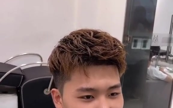 适合两边凹的一款发型 建议收藏_哔哩哔哩_bilibili