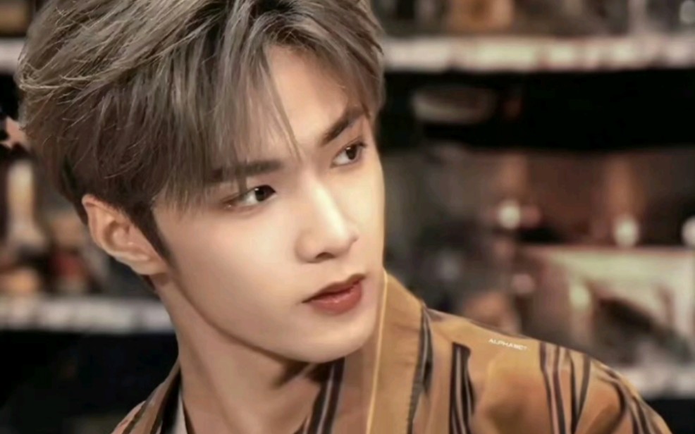 刚拿到驾照的狼崽第一步想去干什么呢?#时代少年团刘耀文 #时代少年团