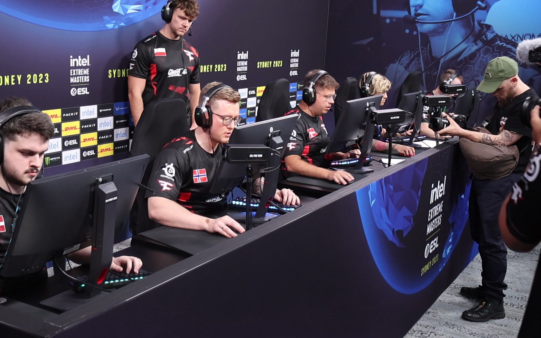 fazeclan战胜小蜜蜂获胜瞬间!