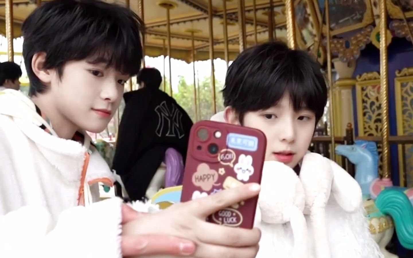 这哥弟俩都可可爱爱 #熙铭