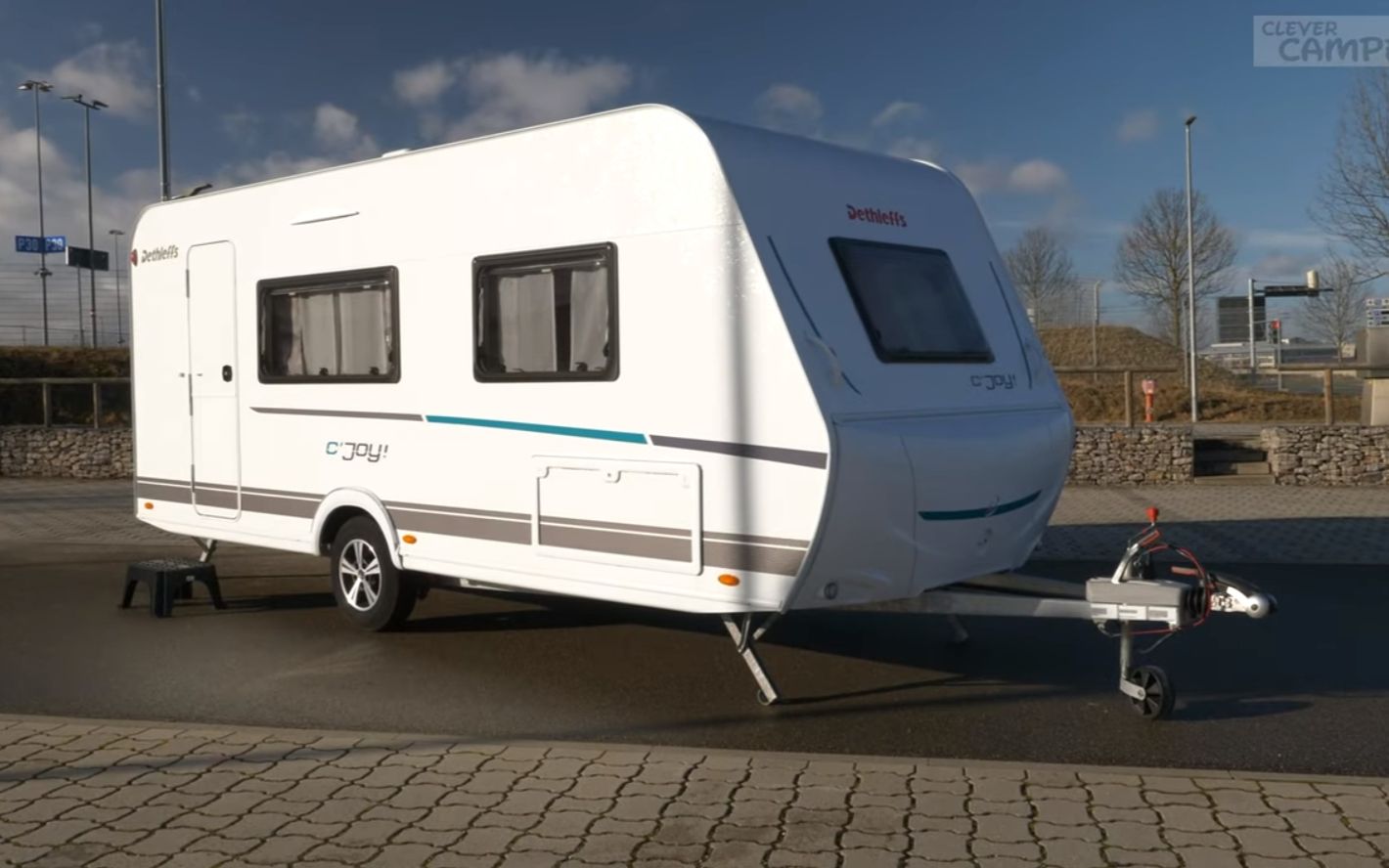 德国拖挂房车dethleffscjoy480fsh