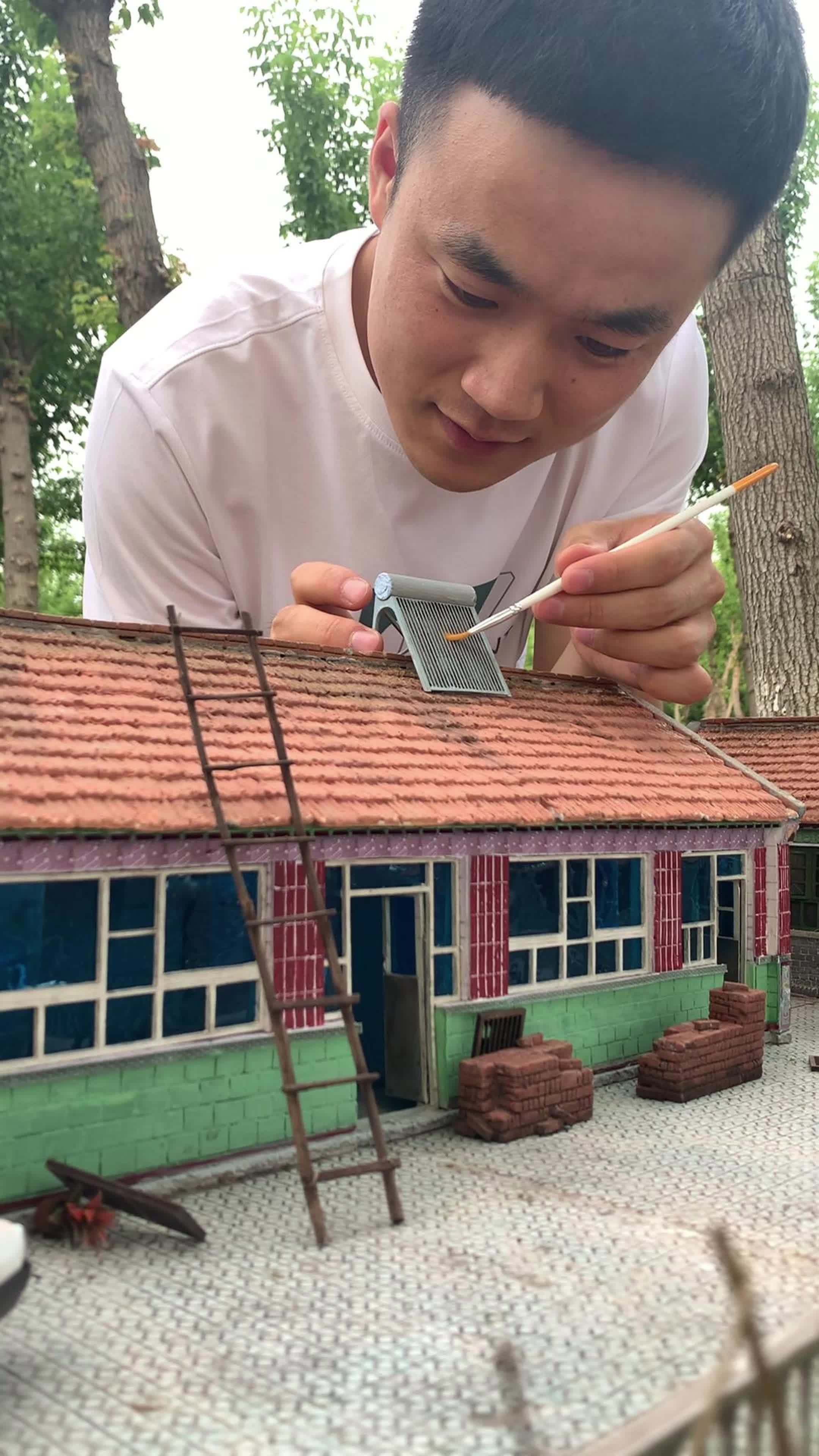 手工复原老房子微缩模型