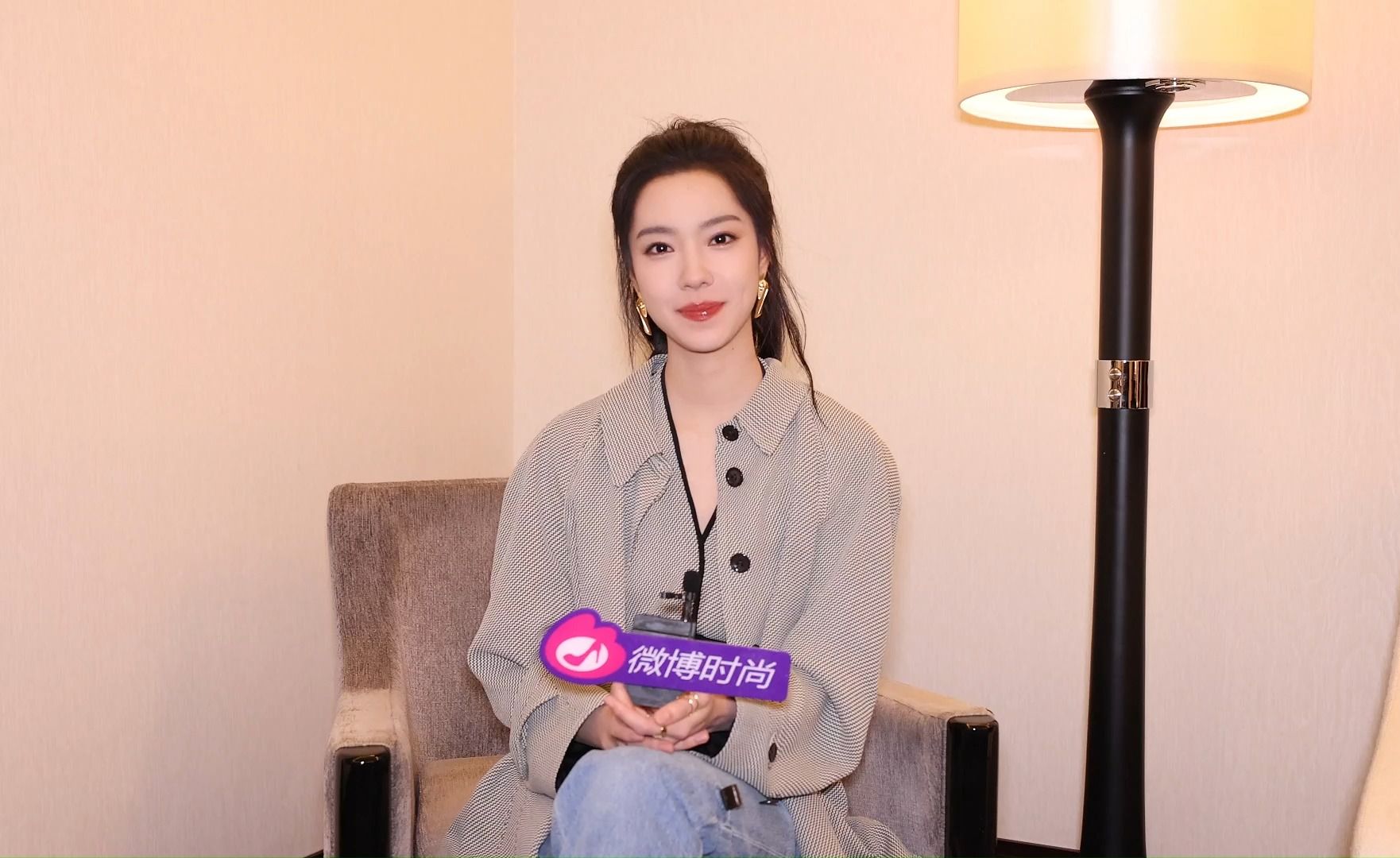 vuitton 2024秋冬女装秀上,我们采访到了@庄达菲要一直努力 和我们
