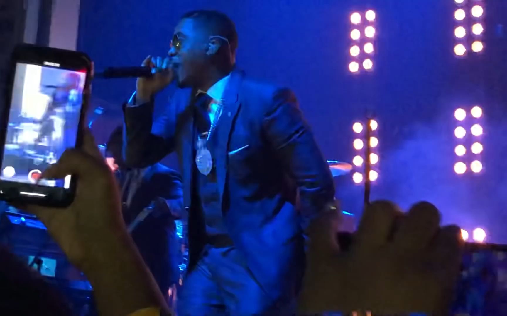 [图]Nas & Jay-Z - The World is Yours live Webster Hall 2019