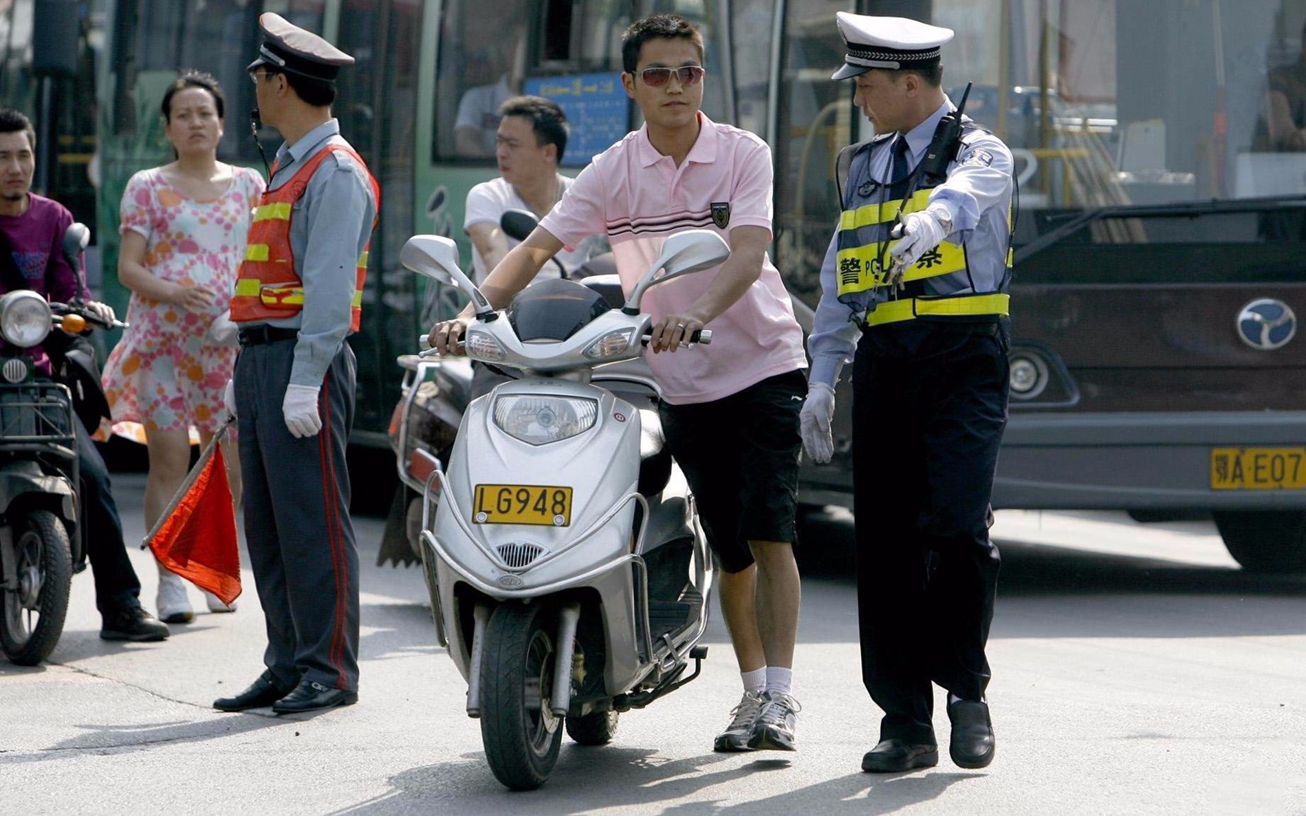 [图]为什么国家不允许骑电动车？