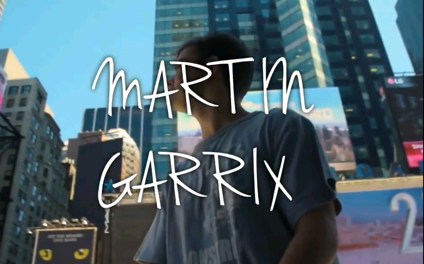 【小马丁】Tomorrowland 2016丨Martin Garrix_哔哩哔哩 (゜-゜)つロ 干杯~-bilibili