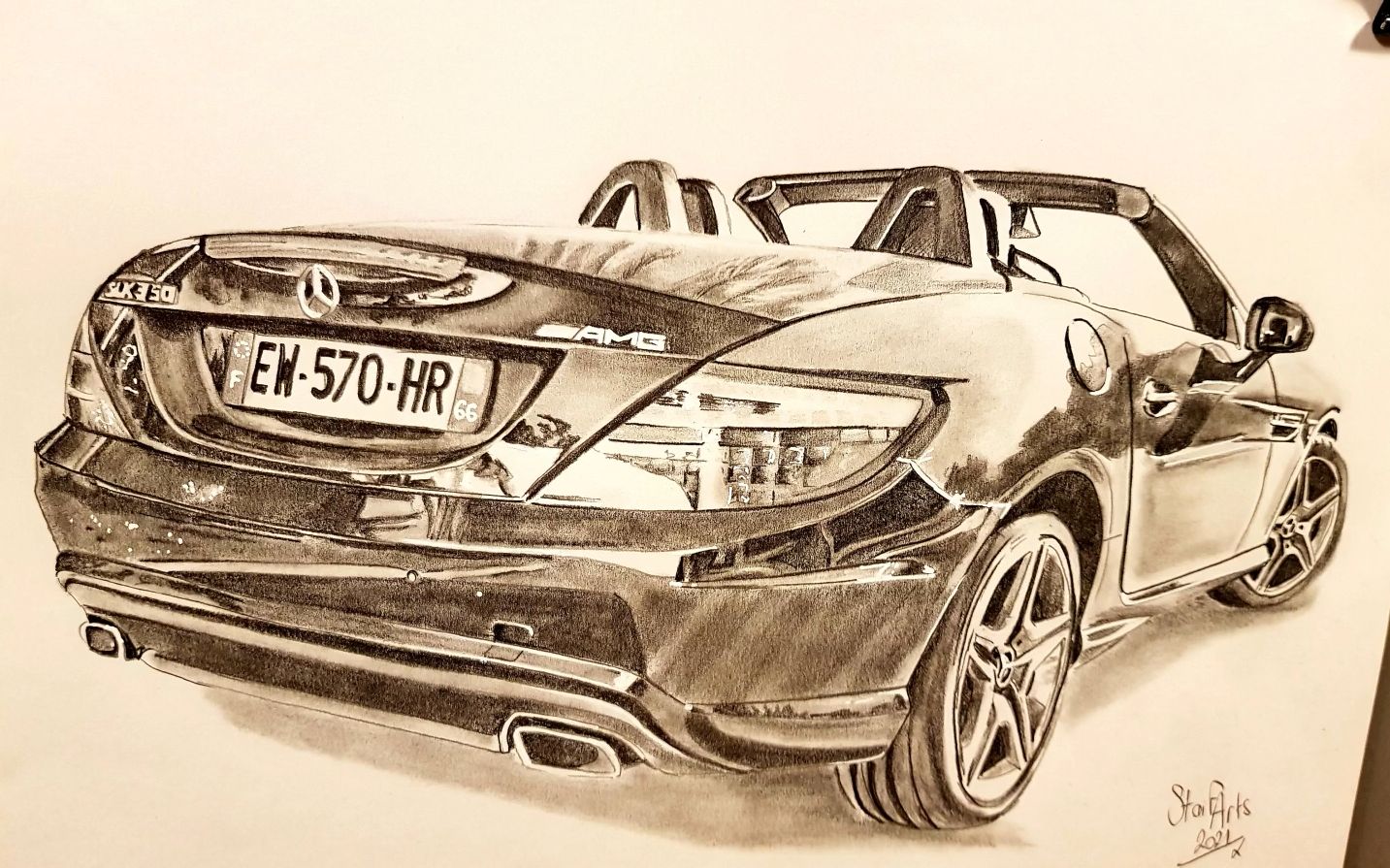 【素描】铅笔画一辆汽车