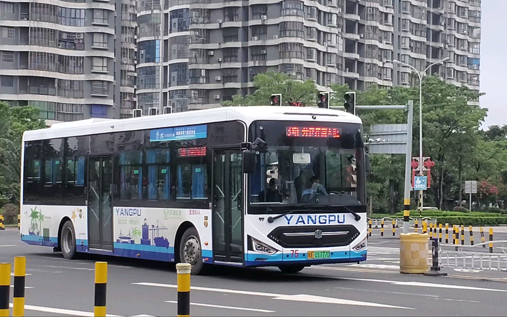 洋浦三路中通n12走行