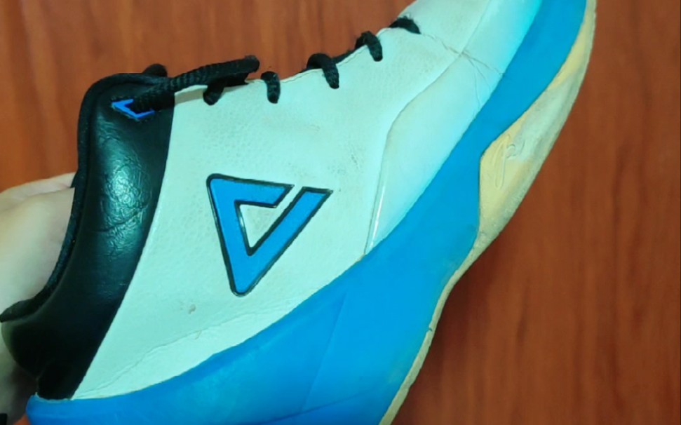 看看这双匹克老鞋!基德三代篮球鞋!