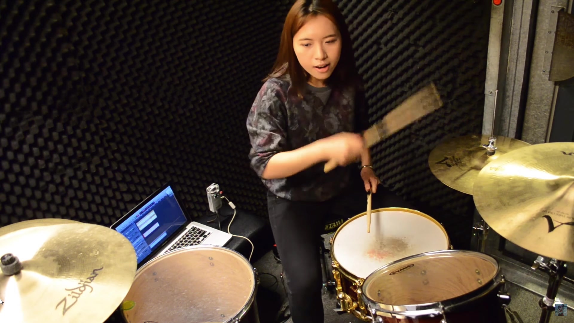 [图]Rockschool Drums Grade 6 ： Pop It In The ToP