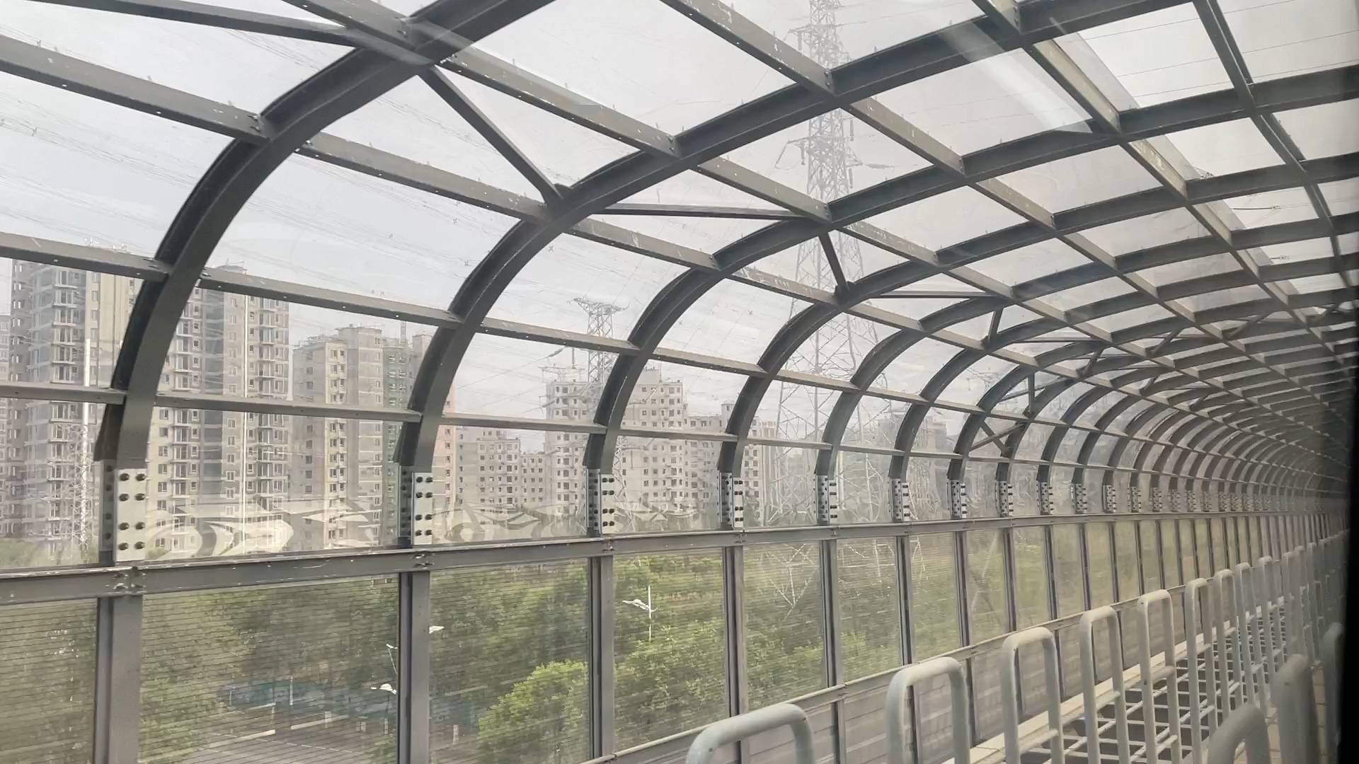 【北京地铁】s1线四道桥下线出站新加隔音棚