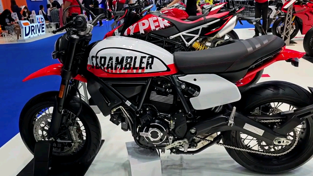 让你追求骑行乐趣 活力和风格 杜卡迪 Ducati Scrambler Urban Motard哔哩哔哩bilibili