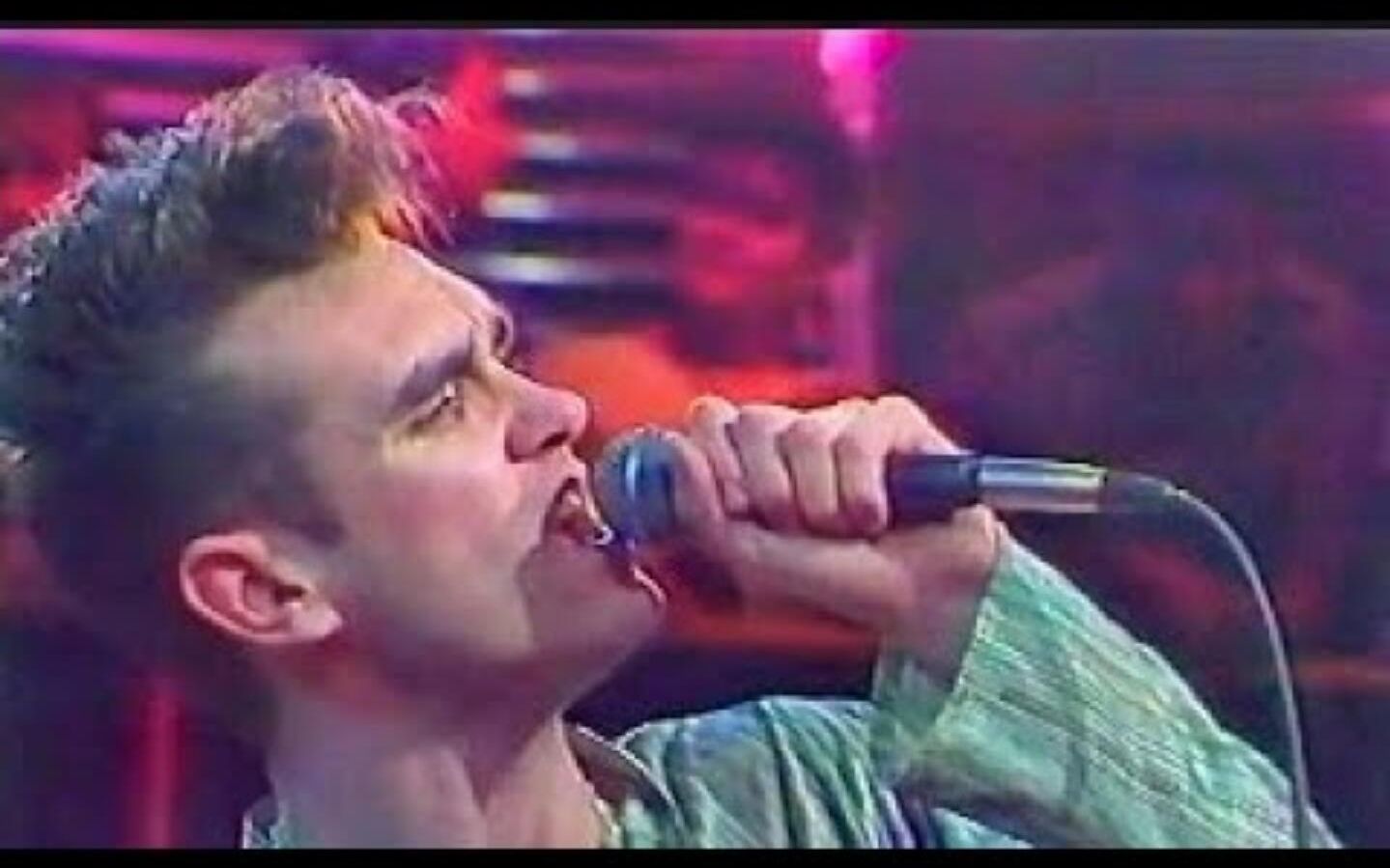 [图]The Smiths - 1984 电视现场 | Live The Tube Studio  HD (Full Show)