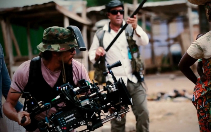 [图]BEASTS OF NO NATION Netflix Featurette - Cary Fukunaga