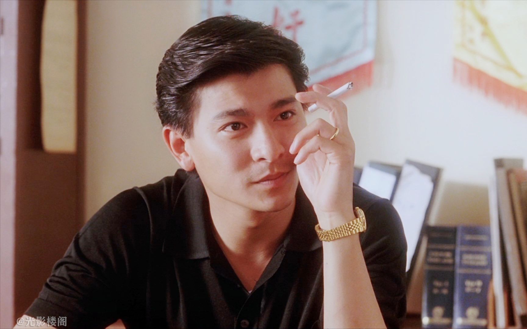 这才是刘德华最经典的电影,从满身正义到"只手遮天,富可敌国",堪称