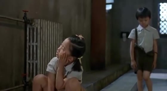 [图]【短片】看上去很美(2005)—李小多分果果