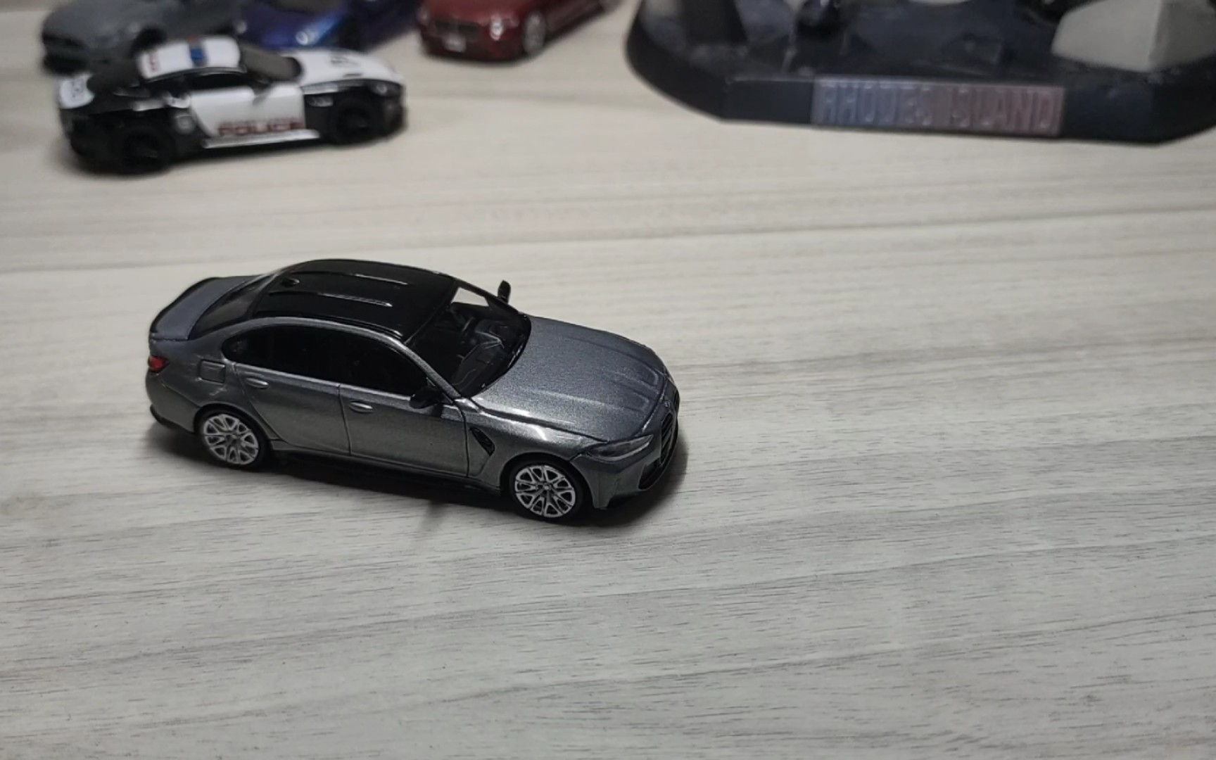 1/64宝马m3 g80 钛灰色