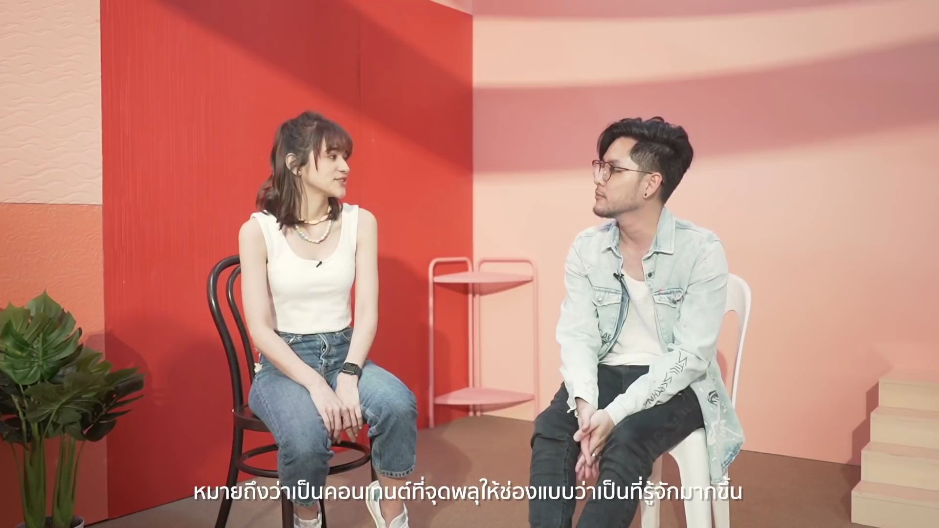 [图]【泰国音乐】Tom Isara x Zom Marie - จะบอกเธอว่ารัก (原唱The Parkinson)