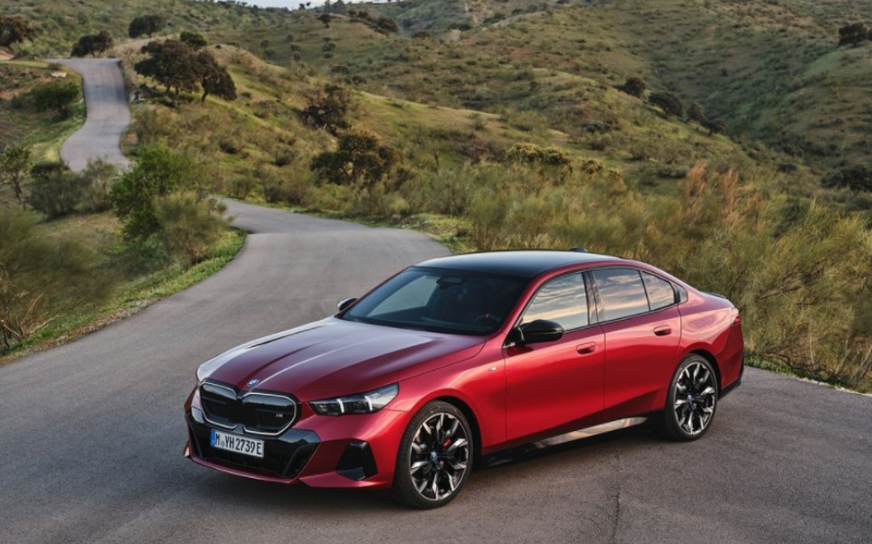 新宝马5系宣传片