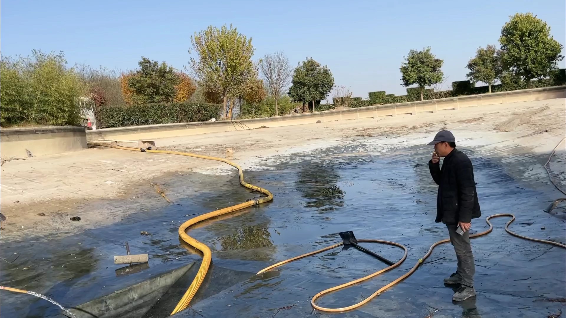 咸阳市礼泉县鱼塘清理淤泥,清理化粪池污水池沉淀池,市政管道疏通清淤