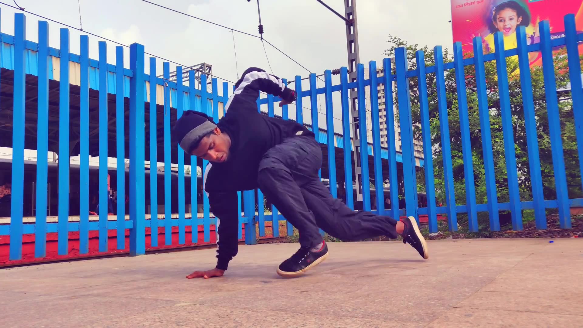 [图]Bboy Footwork One Thousand Footwork Variations Episode 10