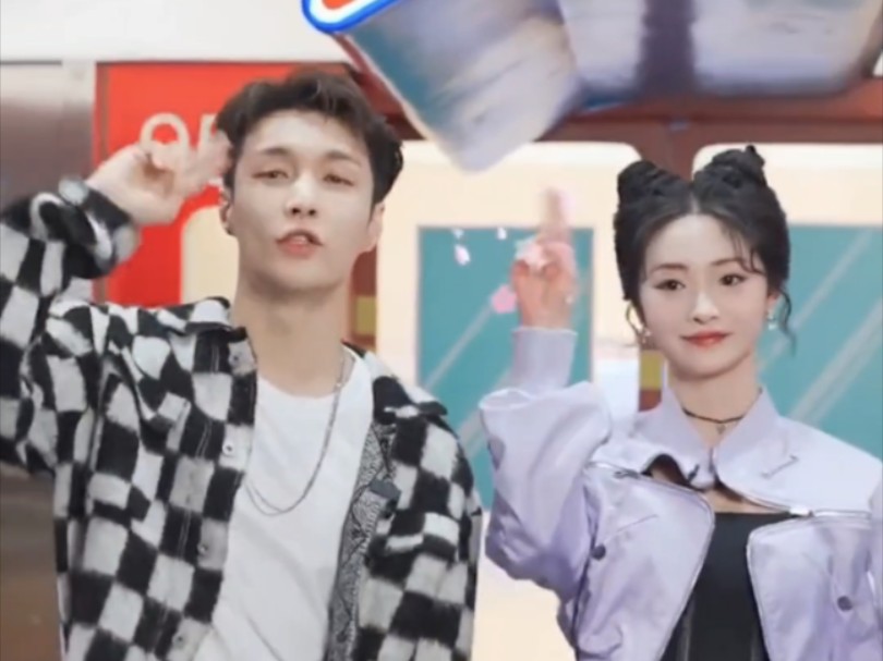 周洁琼好六团cha张艺兴《psychic》,梦幻联动啊