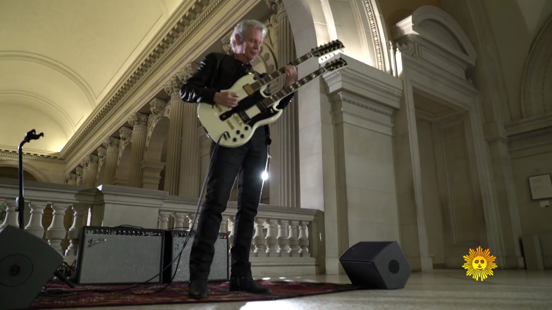 唐费尔德donfelder在大都会剧院独奏加州旅馆